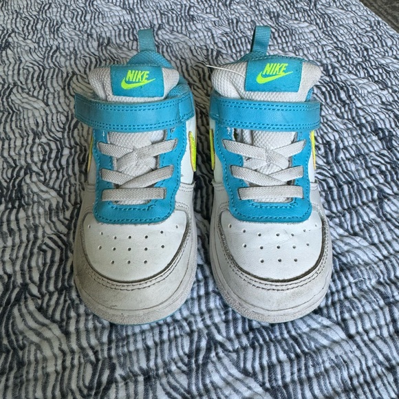 Nike Court Borough Low 2 TD 'White Baltic Blue Volt' - Picture 3 of 7